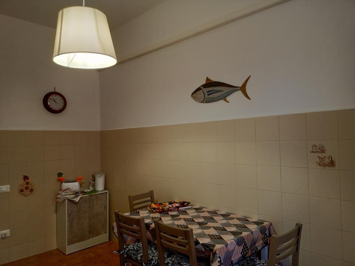 Casa Ilanfra - Appartamenti Gabbiano, Farfalla E Stella Marina Piombino Eksteriør bilde