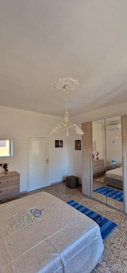 Casa Ilanfra - Appartamenti Gabbiano, Farfalla E Stella Marina Piombino Eksteriør bilde