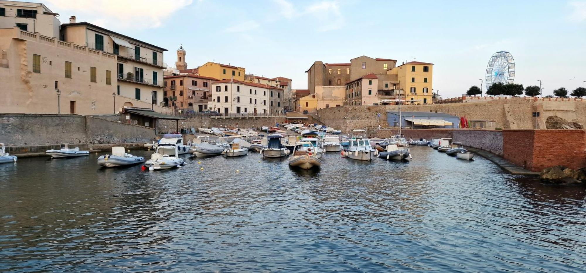 Casa Ilanfra - Appartamenti Gabbiano, Farfalla E Stella Marina Piombino Eksteriør bilde